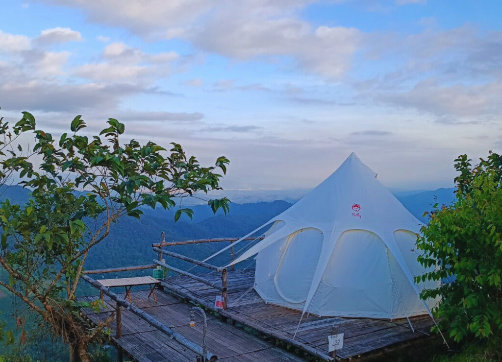 Montoro Hill by Doi Chaang Coffee ที่พักแบบลานแคมป์ปิ้งวิว 360 องศา