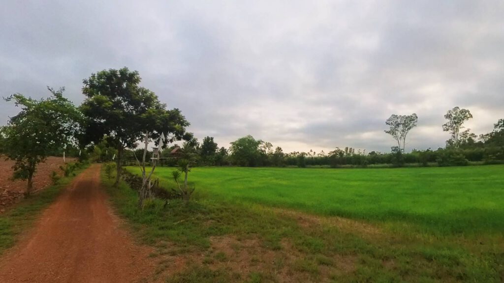 บ้านฮักนา (Baan Hug Na) Farmstay ใกล้เขาฉกรรจ์ จังหวัดสระแก้ว