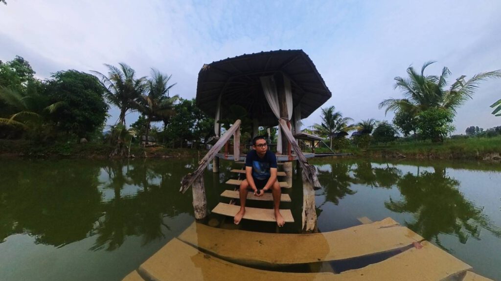 บ้านฮักนา (Baan Hug Na) Farmstay ใกล้เขาฉกรรจ์ จังหวัดสระแก้ว