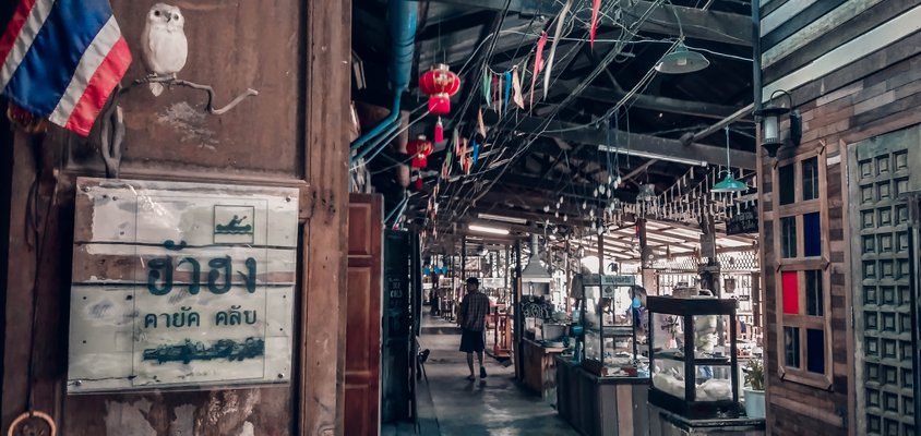 ตลาดหัวตะเข้ ตลาดที่ยังมีมนต์ขลัง ในกรุงเทพฯ