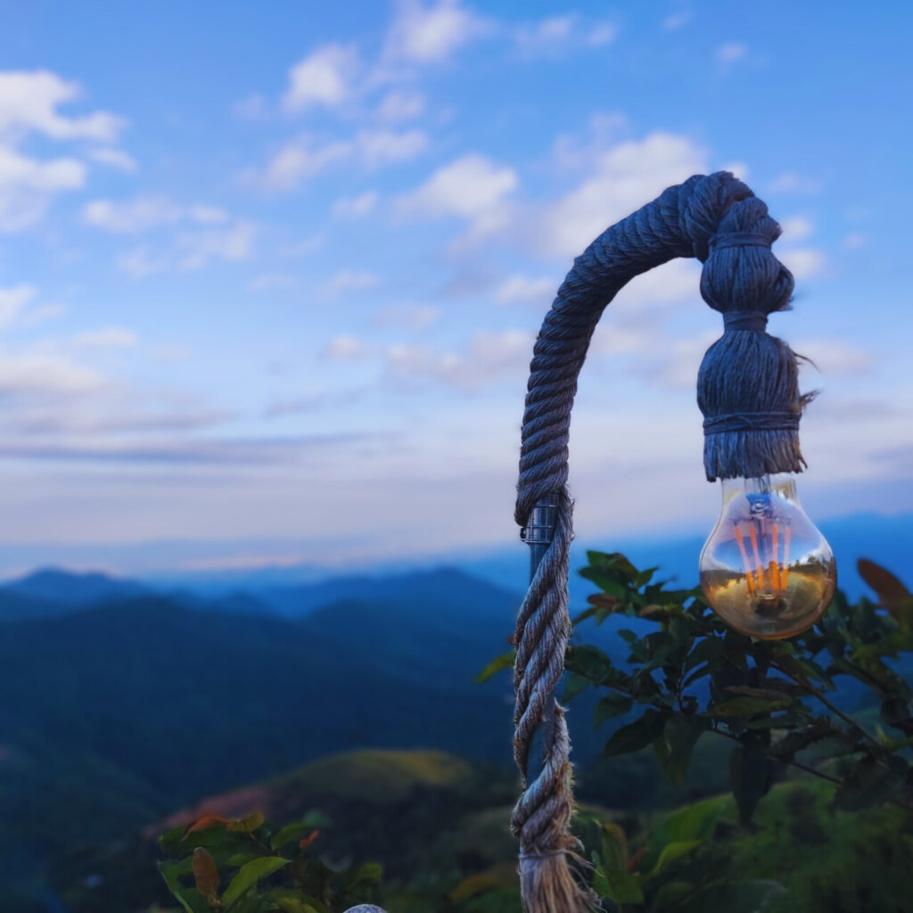 Montoro Hill by Doi Chaang Coffee ที่พักแบบลานแคมป์ปิ้งวิว 360 องศา