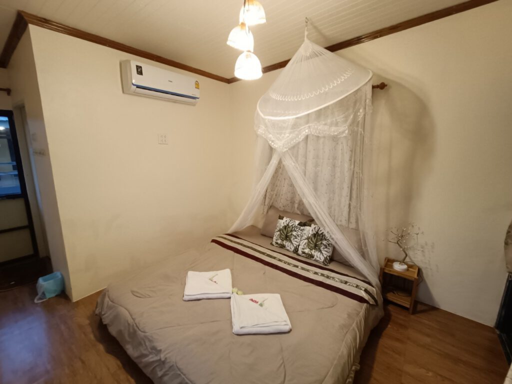 บ้านฮักนา (Baan Hug Na) Farmstay ใกล้เขาฉกรรจ์ จังหวัดสระแก้ว
