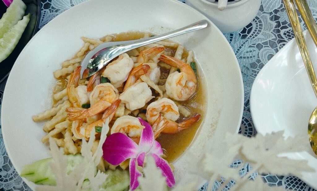 Cococowboy café สวนมะพร้าวน้ำหอมแห่งบางตลาดจังหวัดฉะเชิงเทรา